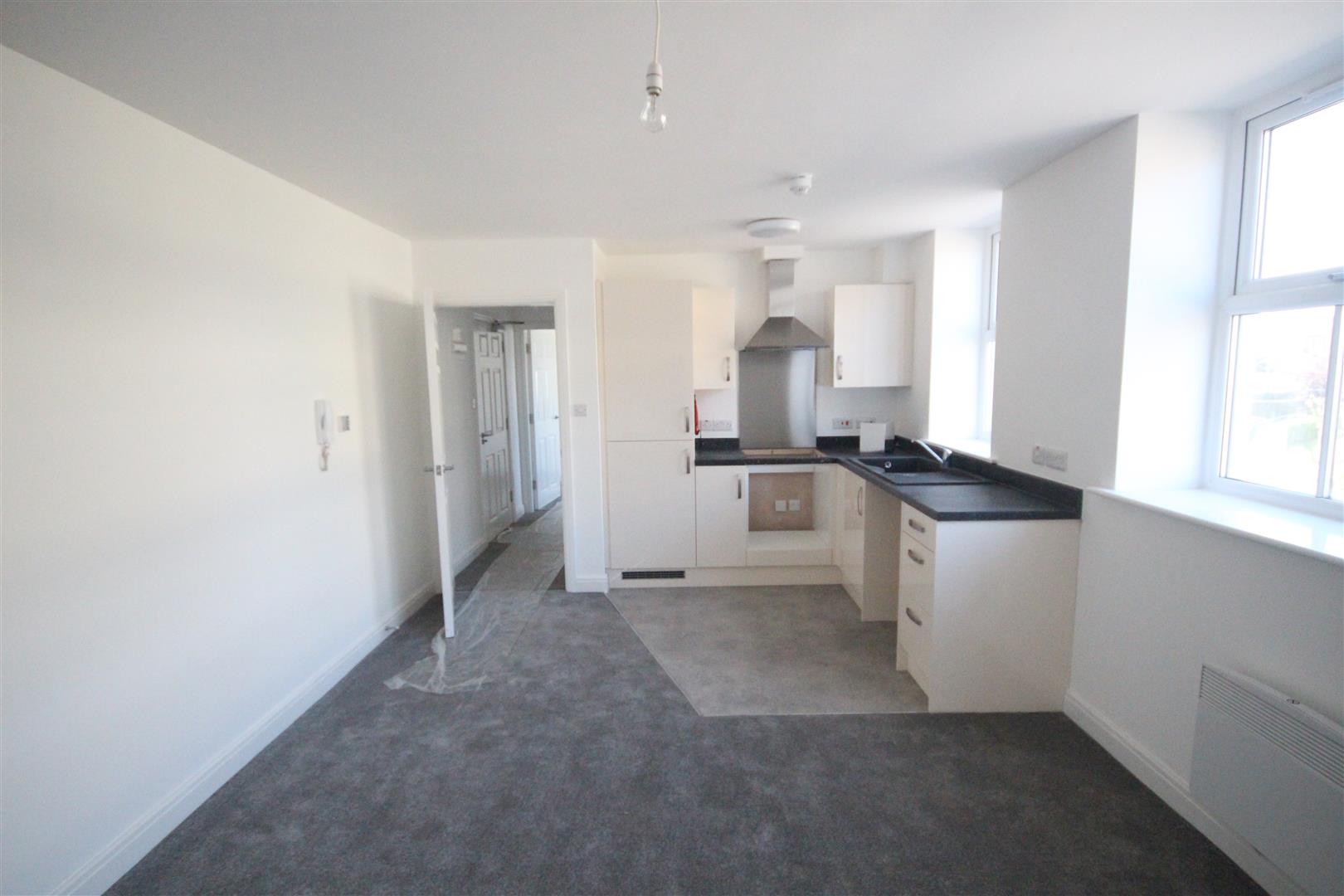 1 bedroom apartment To Let in Earby - IMG_7592.jpg